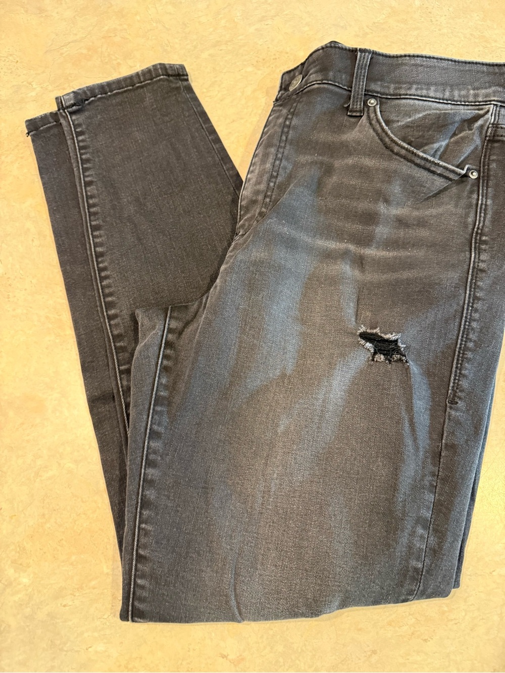 LuLaRoe Women's Skinny Jeans in Washed Black with Distressed Knee